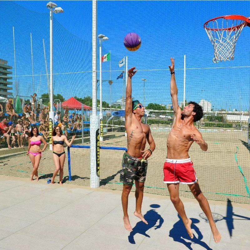 Hotel Arena Cattolica Exterior foto